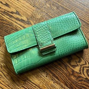 Green “Alligator” Loft Clutch Purse NWT